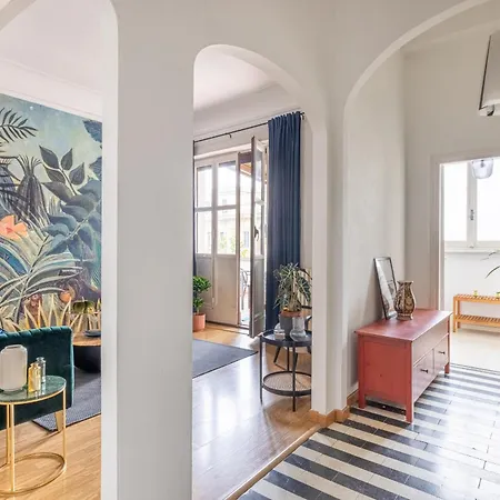 Elegant Penthouse With Terrace Apartman *