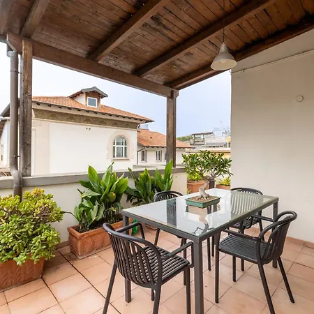 Elegant Penthouse With Terrace * Rom