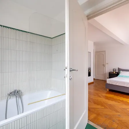 Apartman Elegant Penthouse With Terrace